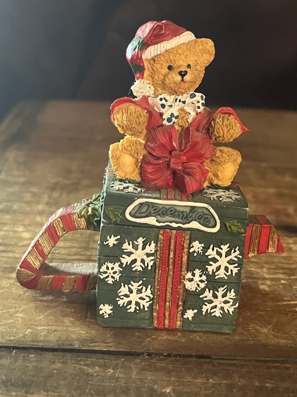December Teapot Trinket Box Gift Box Teddy Bear - Red & Green